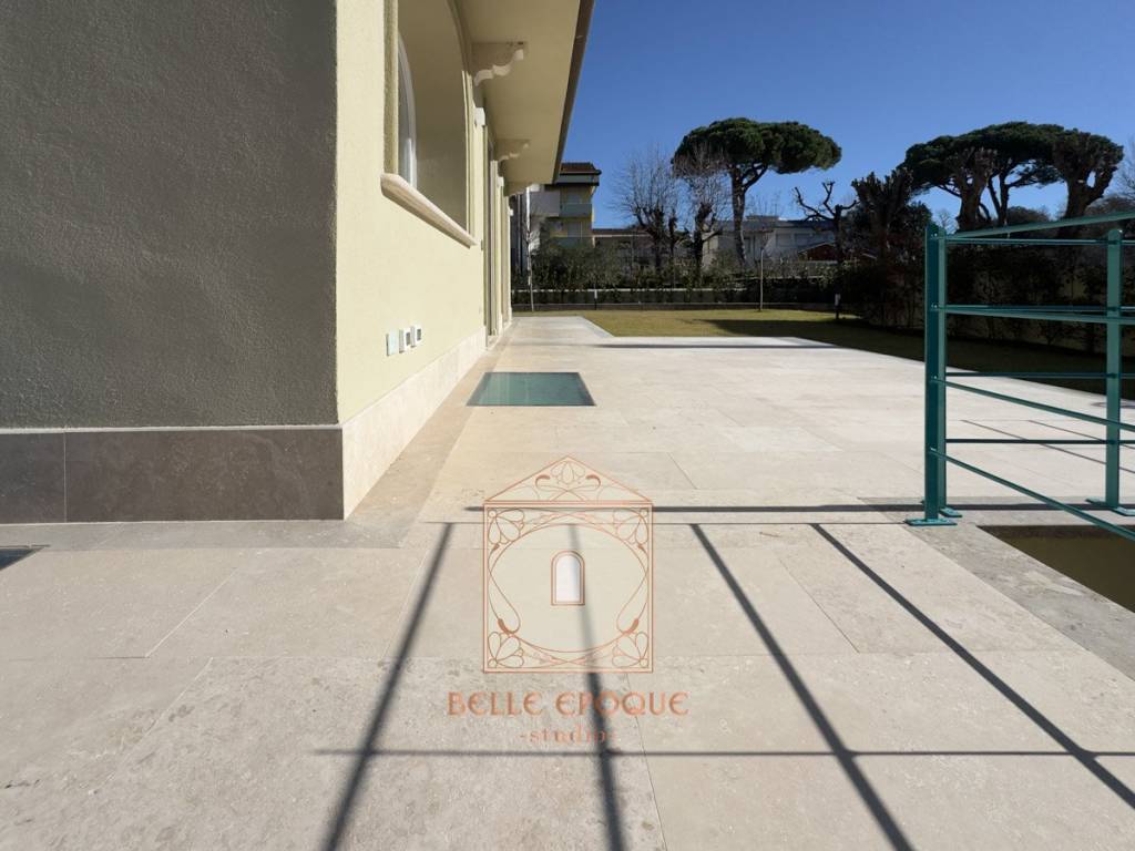 Appartamento a Viareggio in Via Novara, 5 - Foto 4