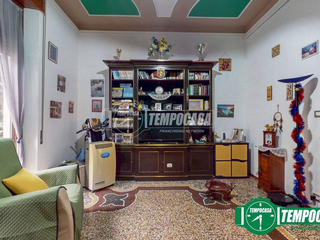 Appartamento a Novi ligure in Via dei Mille 83 - Foto 2