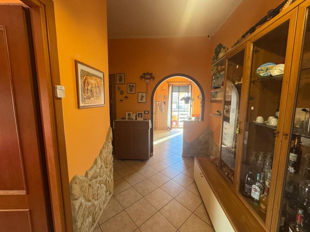 Appartamento a Tivoli in Via Cesare Augusto, 7 - Foto 2
