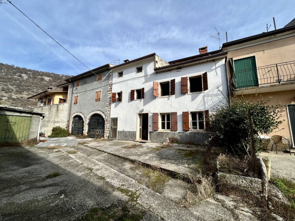 Casa indipendente a Sant'ambrogio di valpolicella in Via Massimiliano Kolbe - Foto 4