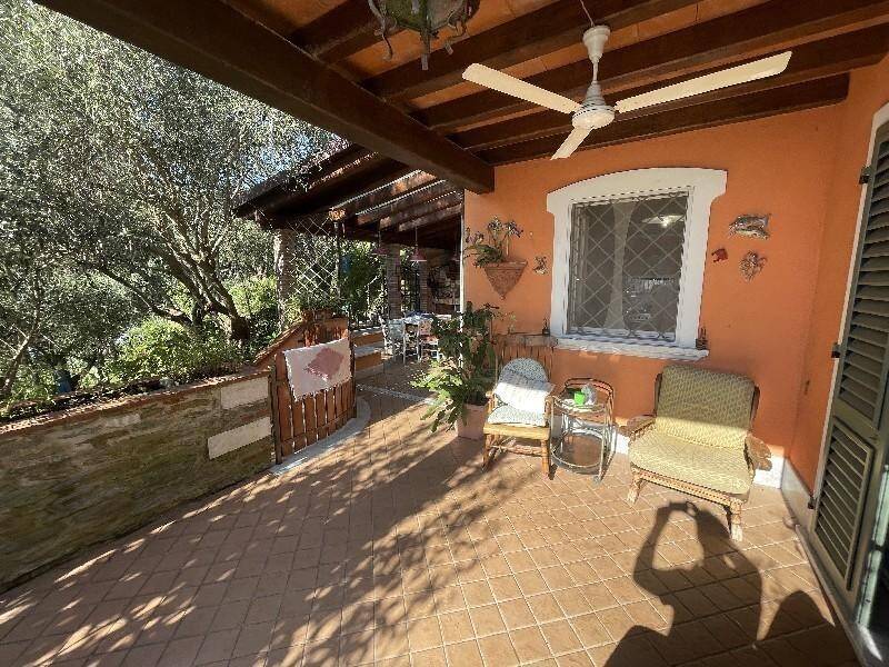 Villa a Seravezza in Via ceragiola, 2 - Foto 4