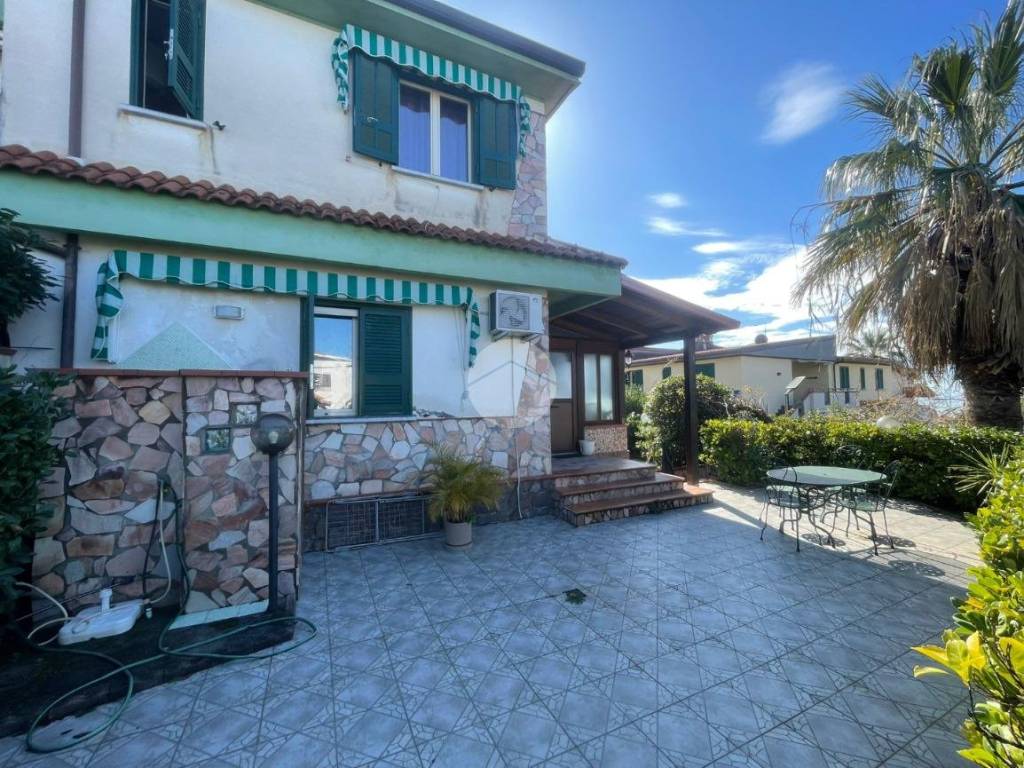 Villa a Scalea in Viale Caravaggio - Foto 3