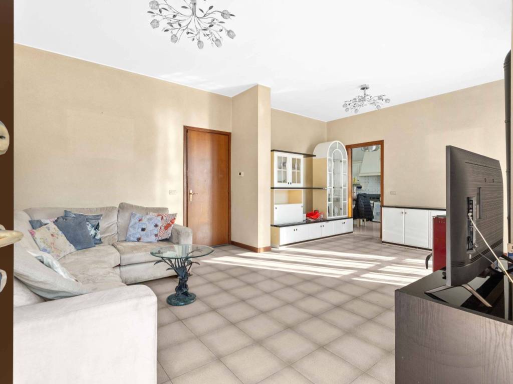 Villa a Abbiategrasso in Via Fratelli Rosselli - Foto 3