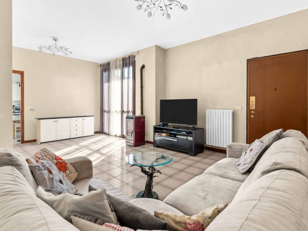 Villa a Abbiategrasso in Via Fratelli Rosselli - Foto 4