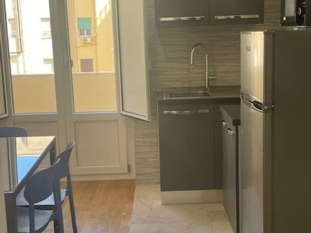 Appartamento a Cagliari in Via Logudoro - Foto 4