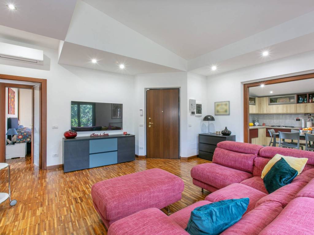 Villa a Pomezia in Viale Priamo, 93 - Foto 5