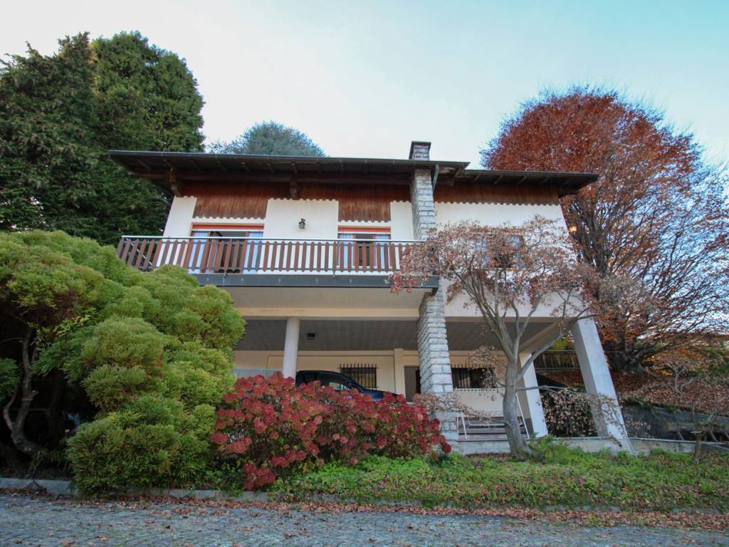 Villa a Centro valle intelvi in Via Passeggeri, 7 - Foto 2