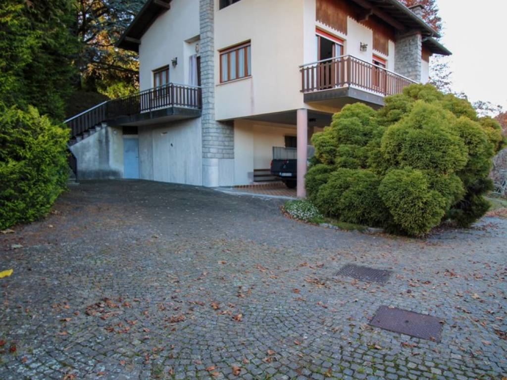 Villa a Centro valle intelvi in Via Passeggeri, 7 - Foto 5