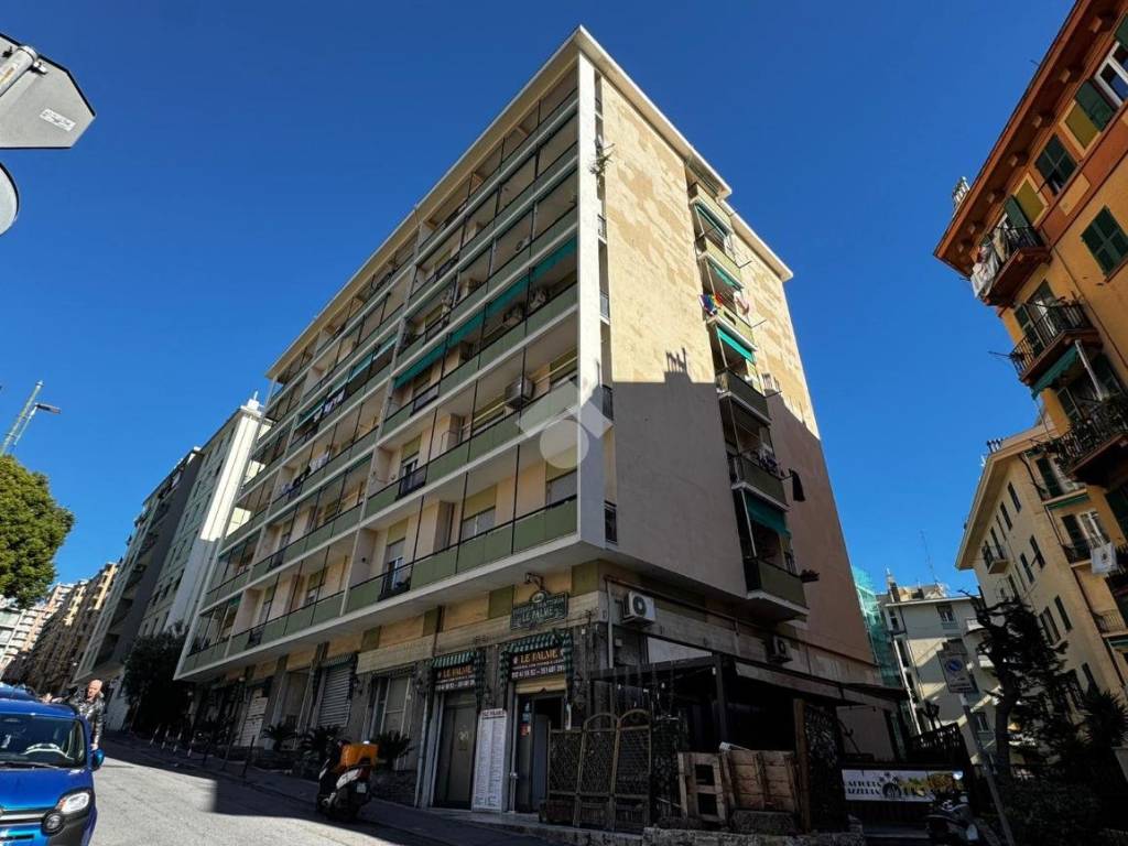 Appartamento a Genova in Via Manfredo Fanti, 1 - Foto 2