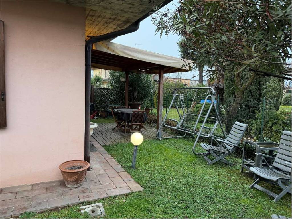 Appartamento a Brescia in via , udine - Foto 4