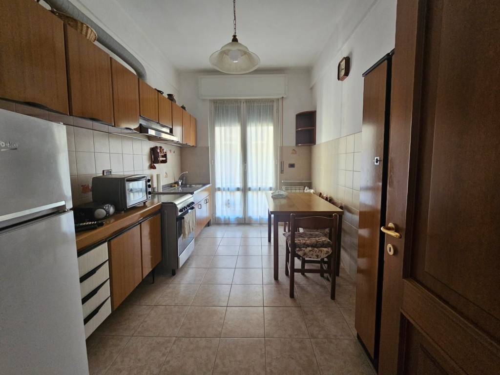 Appartamento a Genova in Via Giovanni Ambrogio Molfino - Foto 2