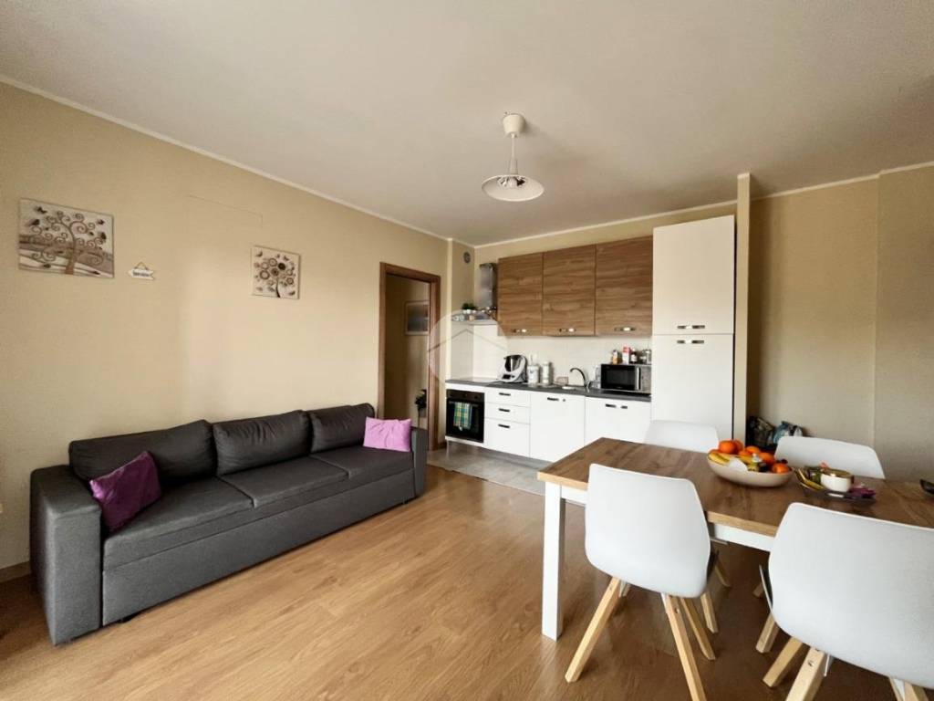 Appartamento a Ivrea in CANTON CARASSO, 8 - Foto 4