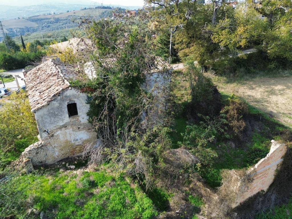 Casa indipendente a Lanciano in C.da Follani - Foto 2