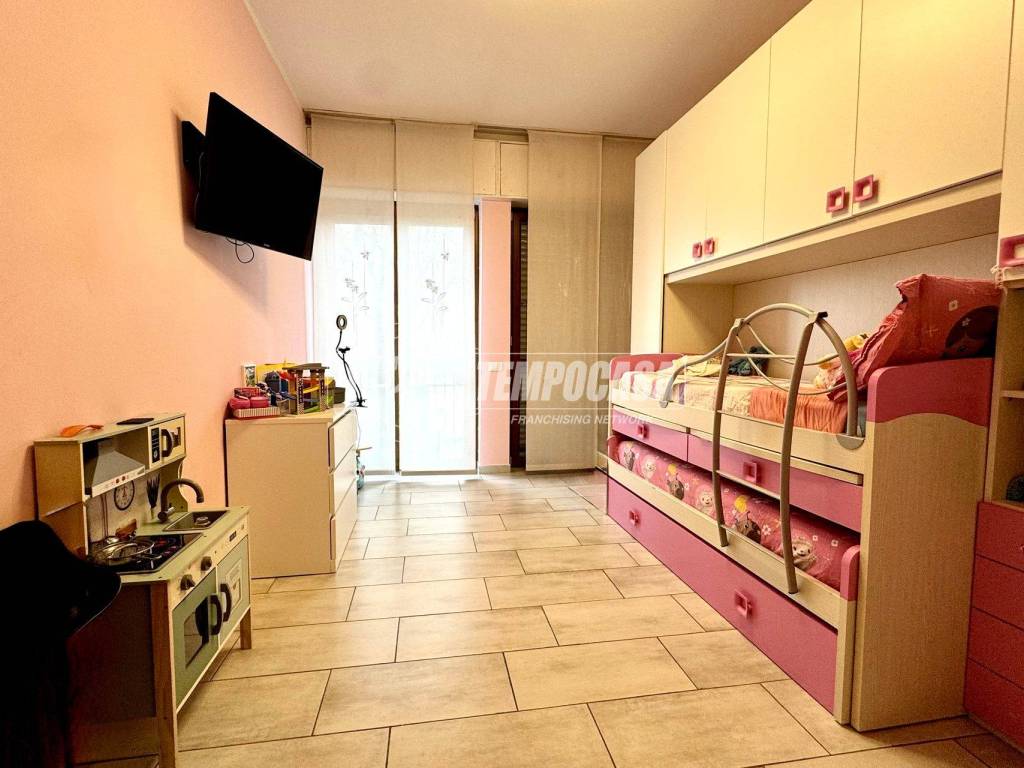 Appartamento a Rozzano in Viale campania - Foto 5