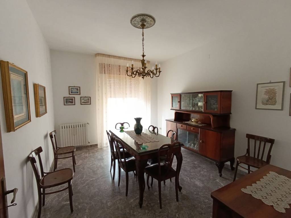 Casa indipendente a Bernalda in Via Venezia - Foto 2