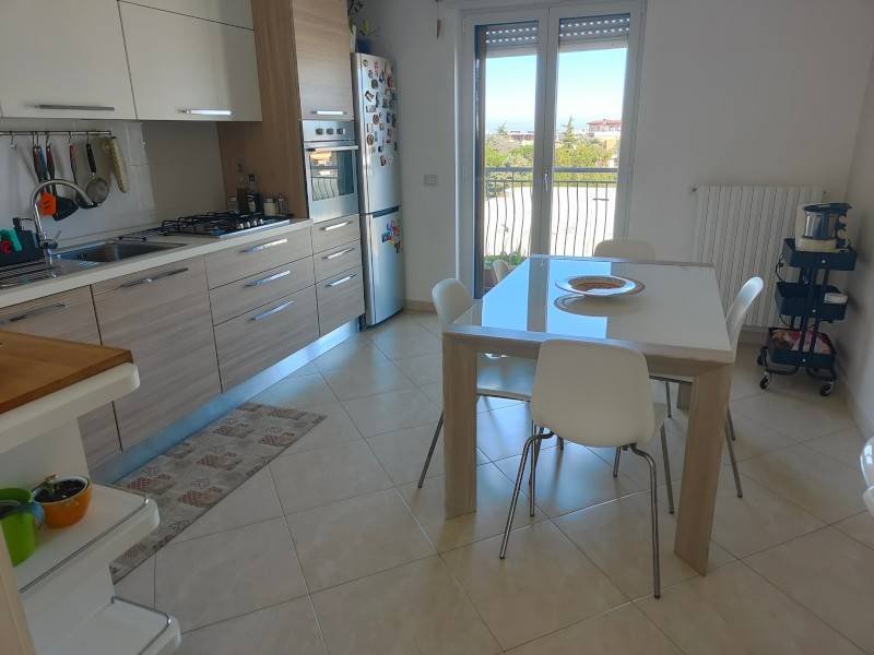 Appartamento a Bitetto in Via Redipuglia - Foto 3