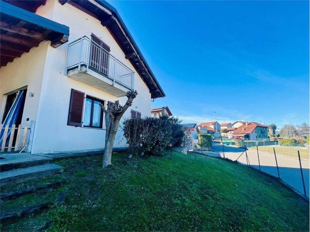 Villa a Ispra in CEE , 366 - Foto 2