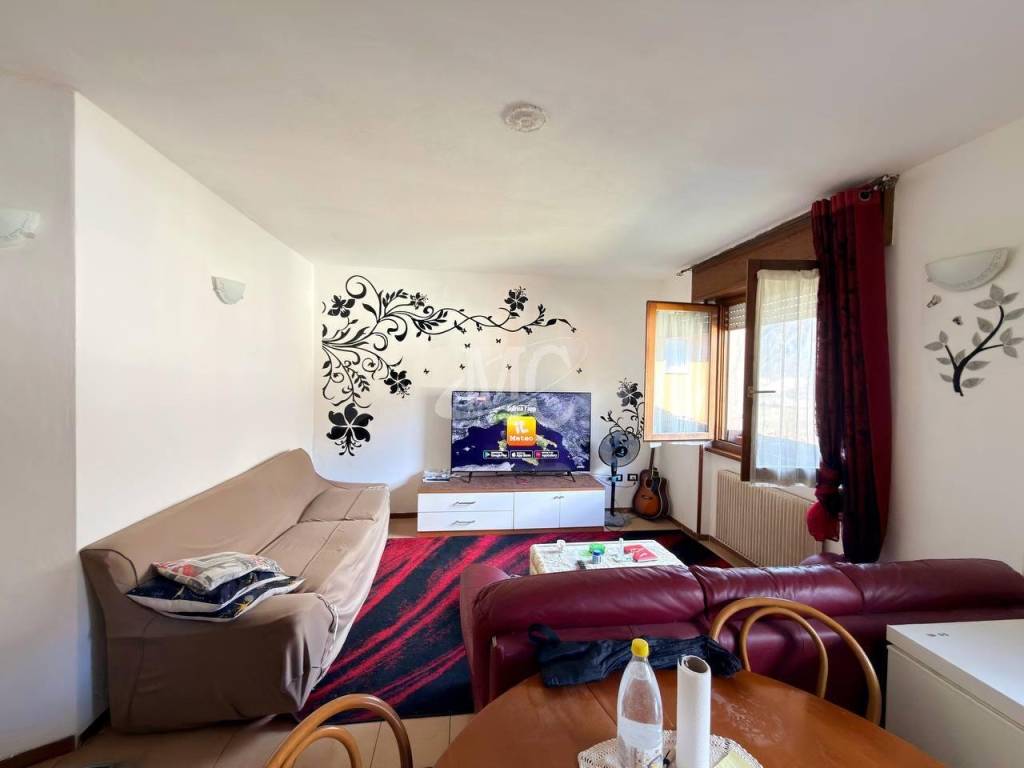 Appartamento a Ala in Via Monte Corno, 26 - Foto 2