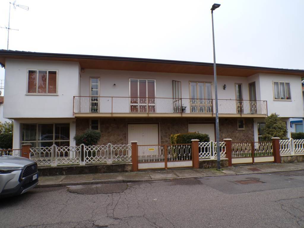 Villa a Fiscaglia in Via Fratelli Cervi, 6 - Foto 3