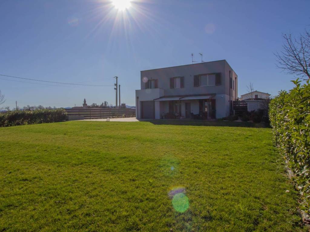 Villa a Gazzola - Foto 2