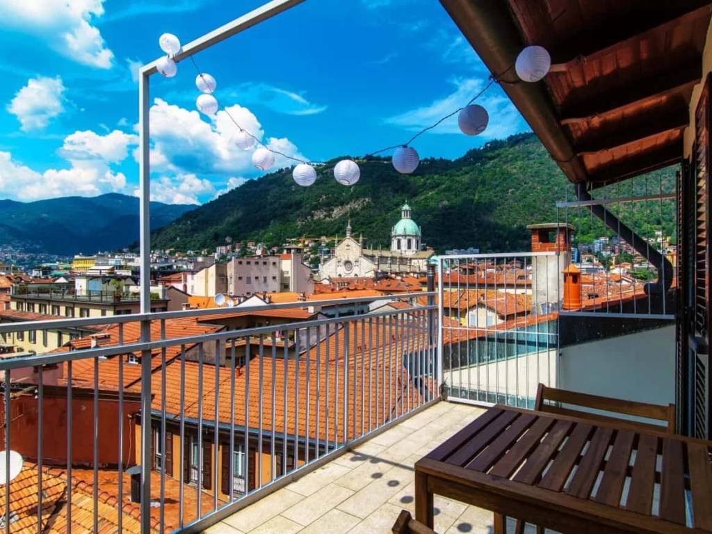 Appartamento a Como in Via Bonanomi - Foto 2