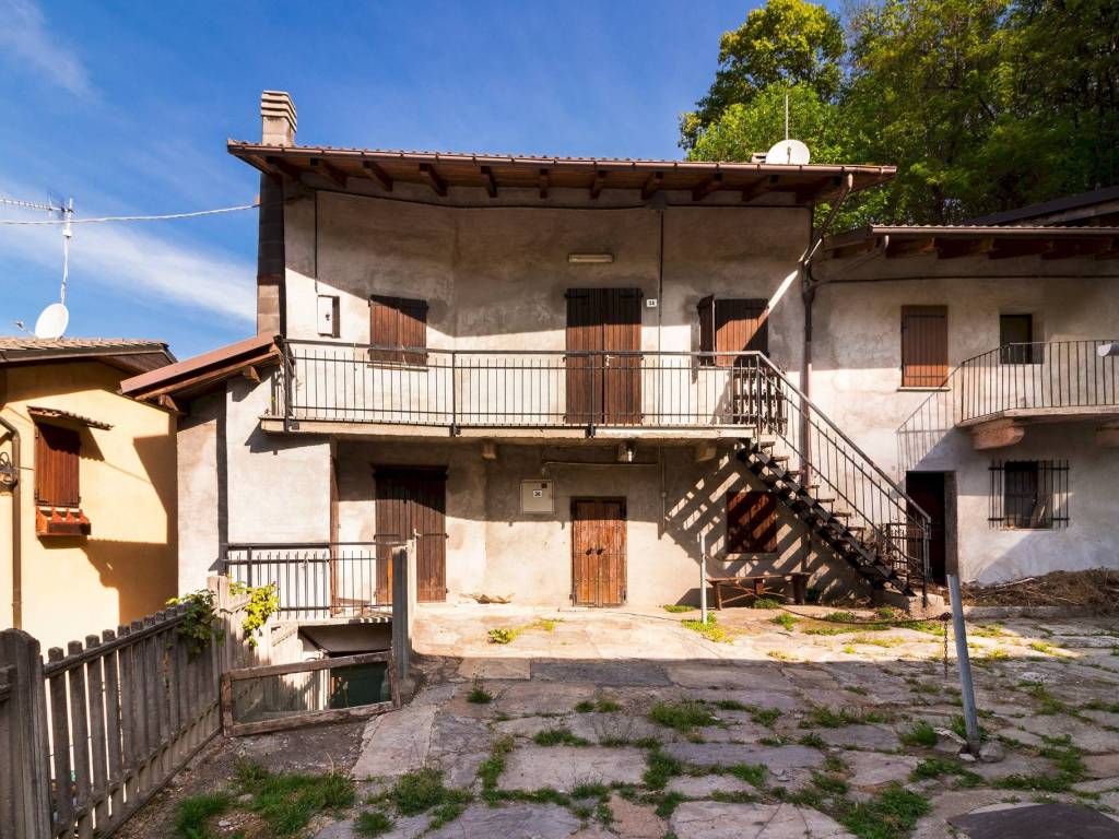 Casa indipendente a Barge in Via Ca' Bianca - Foto 2