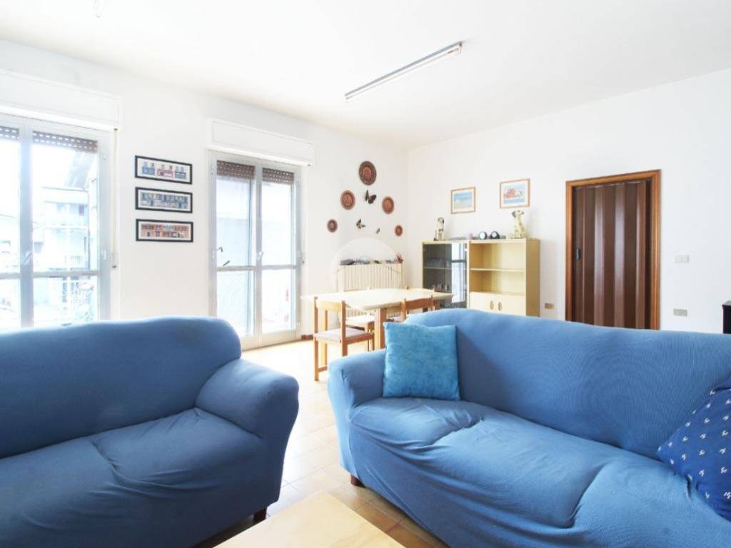 Appartamento a Alba adriatica in VIA CAVOUR, 75 - Foto 3