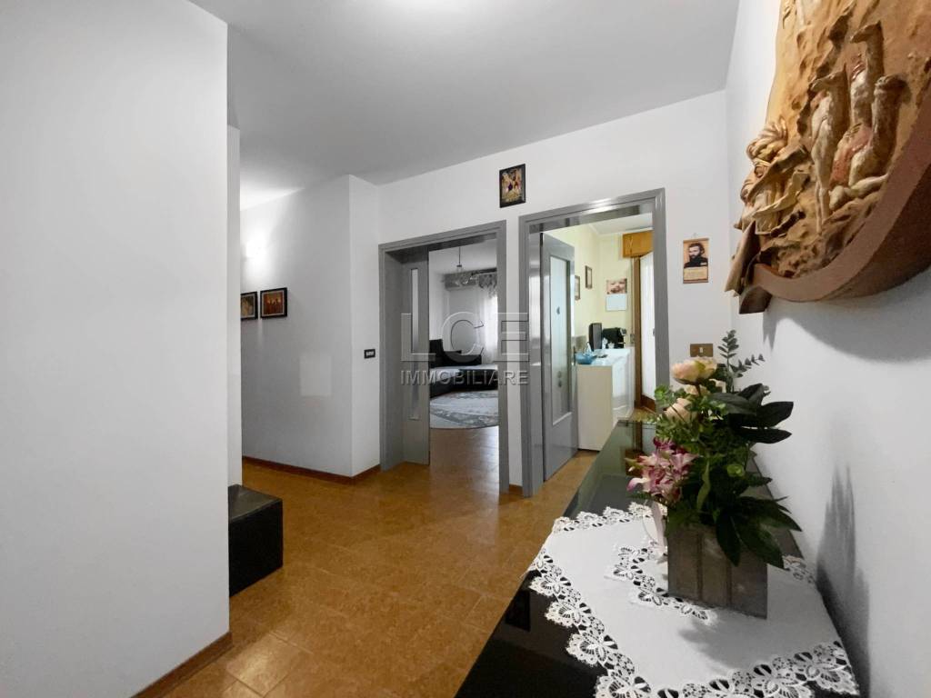 Appartamento a Azzano decimo in Piazza Giuseppe Garibaldi, 1 - Foto 5