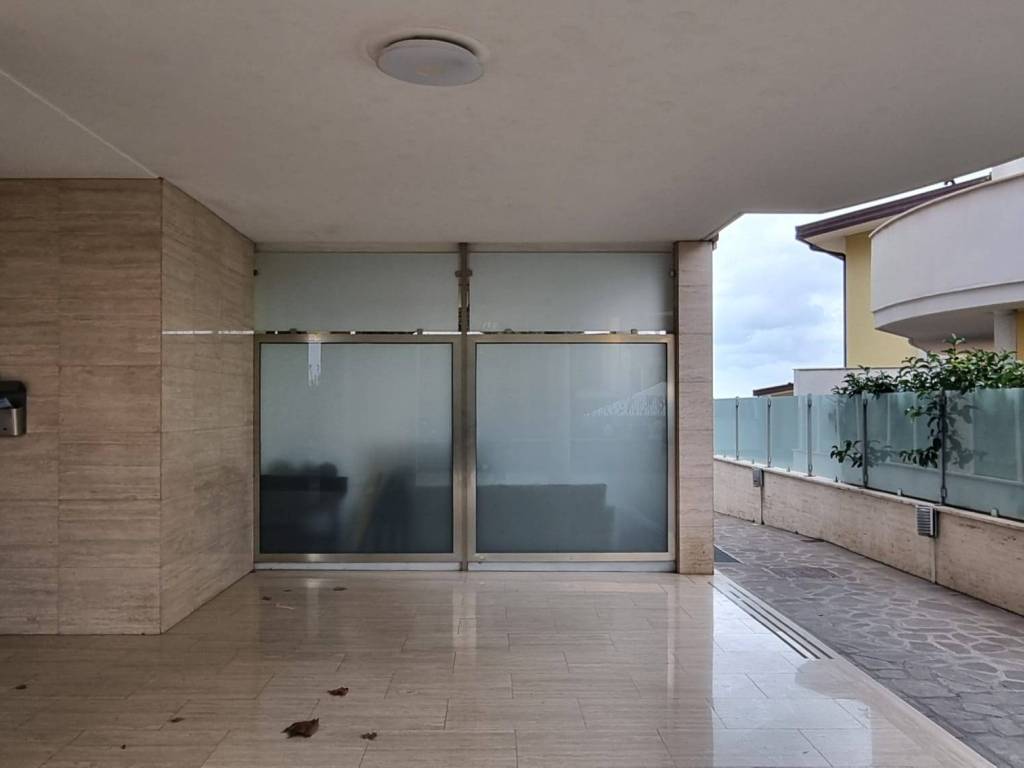Appartamento a Pescara in Via Michele Ciafardini, 19 - Foto 2