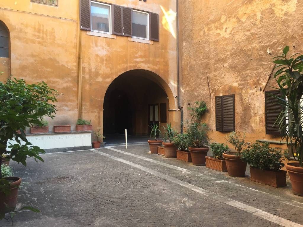 Appartamento a Roma in Via di Santa Maria dell'Anima - Foto 3