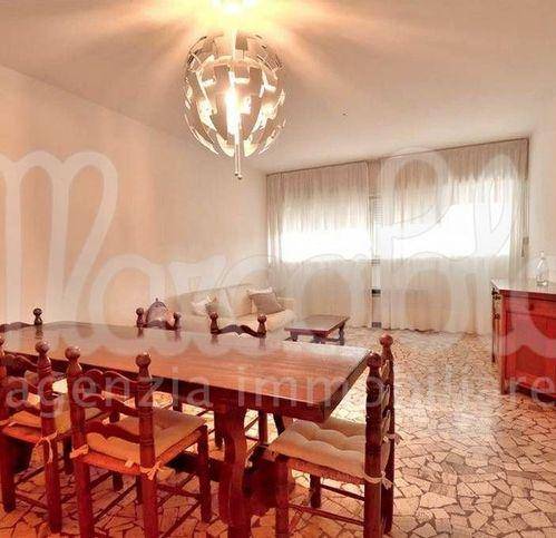 Appartamento a Forte dei marmi in Via Volta - Foto 2