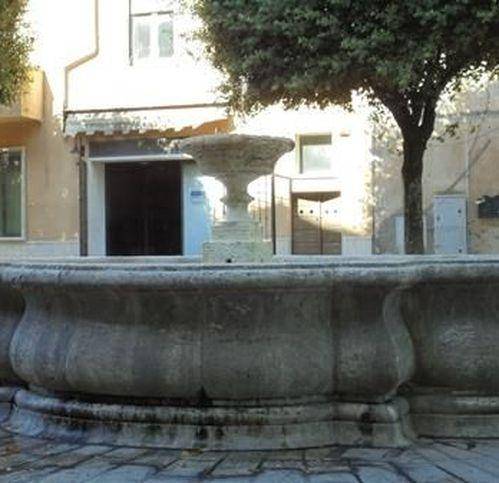 Immobile a Pitigliano in Piazza della Repubblica - Foto 2