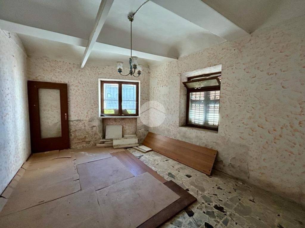 Casa indipendente a Castell'alfero in Via Robino, 3 - Foto 4