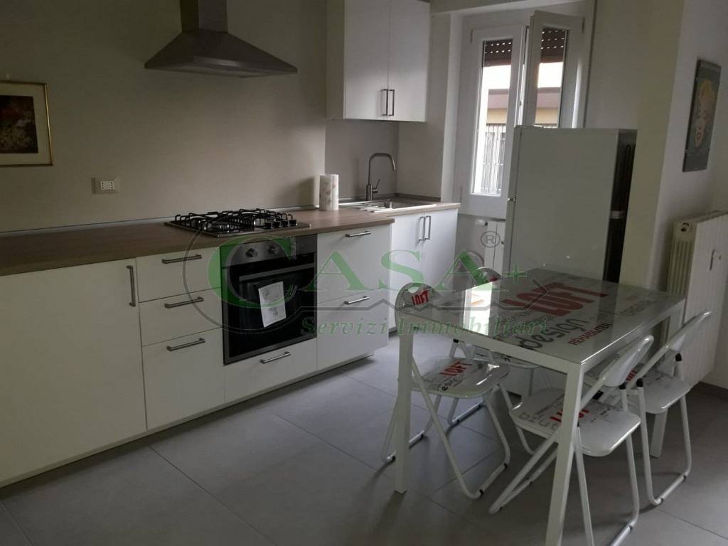 Appartamento a Brescia in Via Massimo D'Azeglio, 11 - Foto 2
