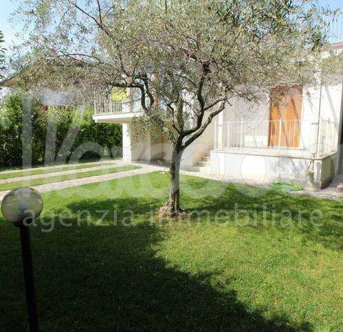 Villa a Forte dei marmi in Via Agnelli - Foto 4