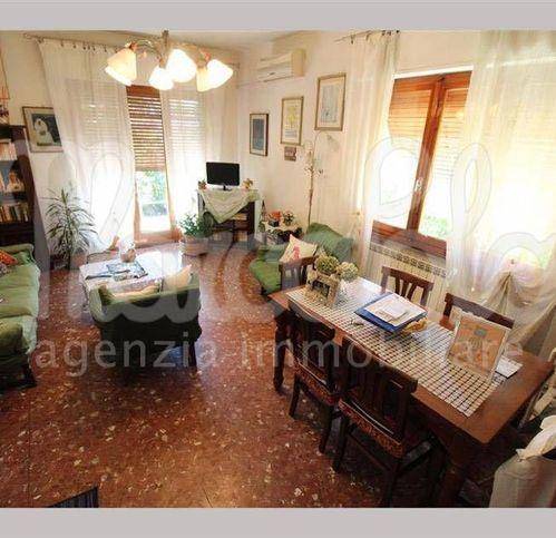 Villa a Forte dei marmi in Viale Versilia - Foto 5