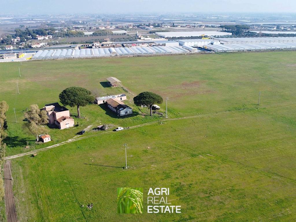 Terreno a Latina in Via Santa Maria Goretti - Foto 2