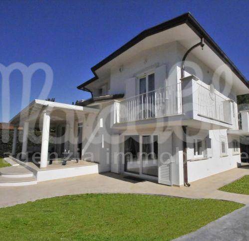 Villa a Forte dei marmi in Via Francesco Carrara - Foto 4