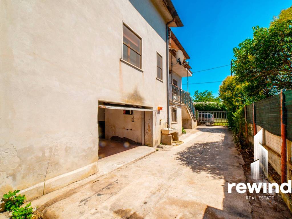 Villa a Latina in Strada Capograssa - Foto 4