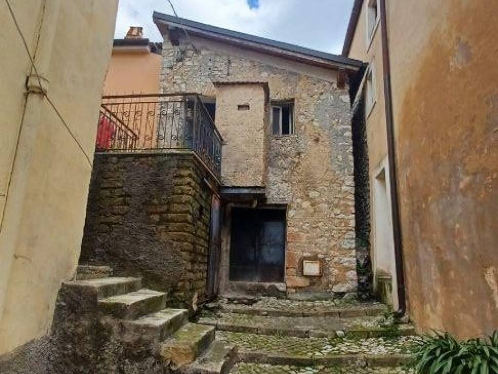 Appartamento a Maenza in Piazza San Giacomo - Foto 2