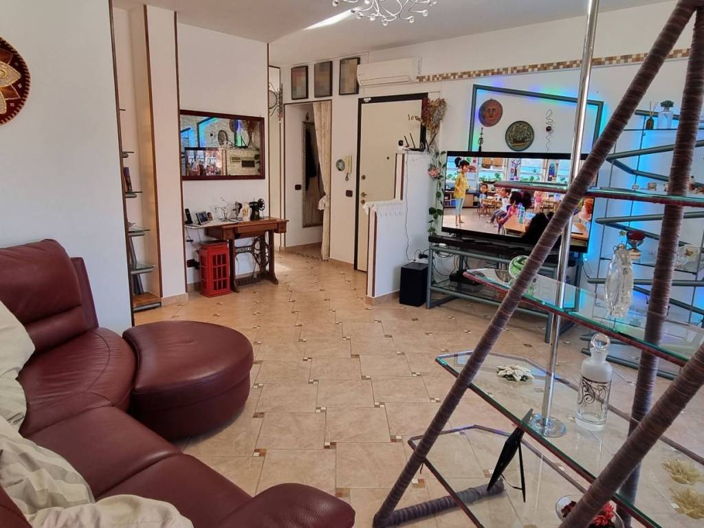 Appartamento a Cascina in Via Carlo Alberto Dalla Chiesa - Foto 4