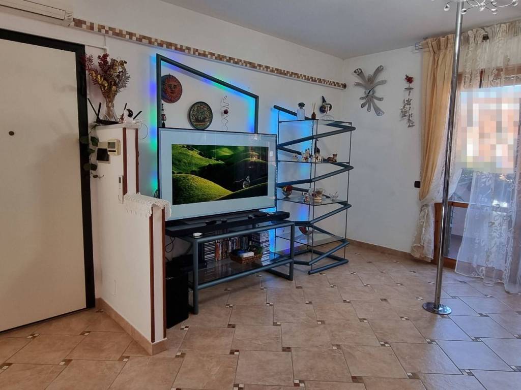 Appartamento a Cascina in Via Carlo Alberto Dalla Chiesa - Foto 5