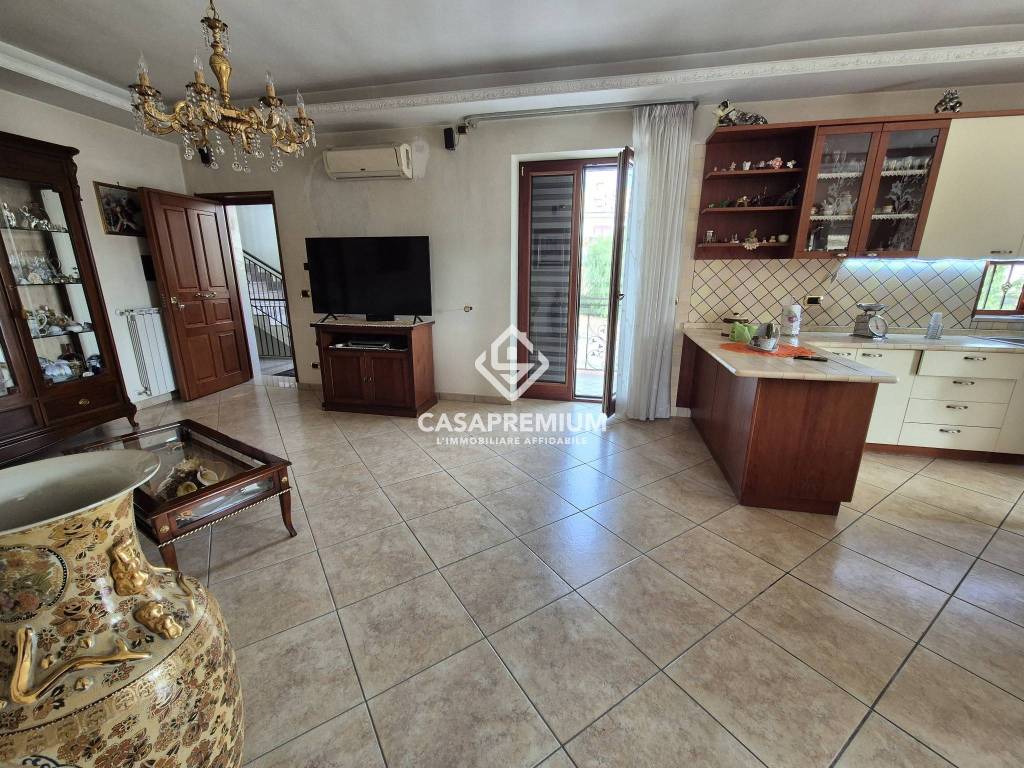Casa indipendente a Casalnuovo di napoli in Via Casa dell'Acqua - Foto 2