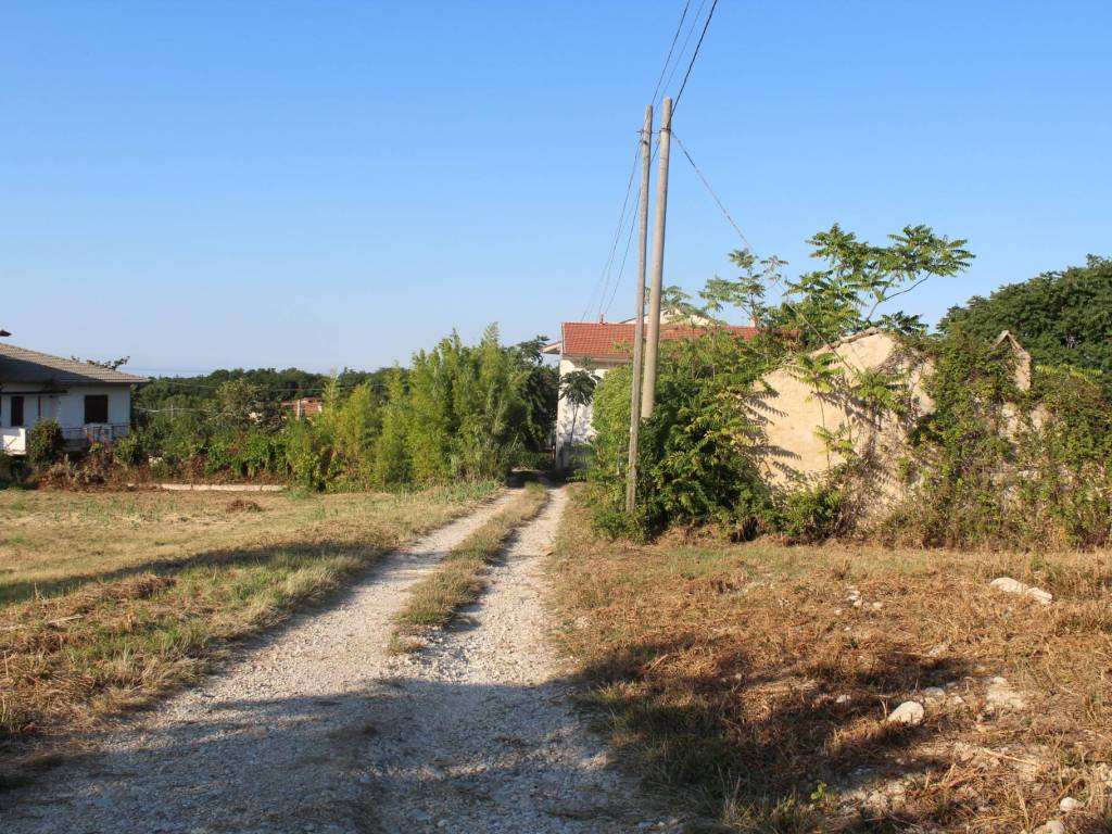 Terreno a Lanciano in Marcianese - Foto 2