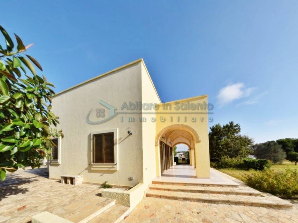 Villa a Salve in Via delle Betulle - Foto 4