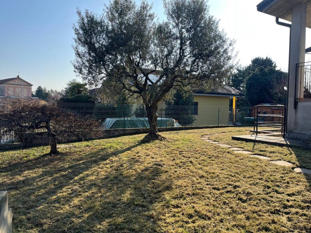 Villa a Robbiate in Via Santa Maria Assunta, 26 - Foto 3