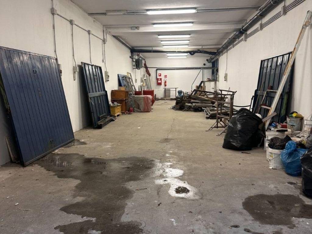 Box / garage a Udine in Via Grazzano - Foto 3