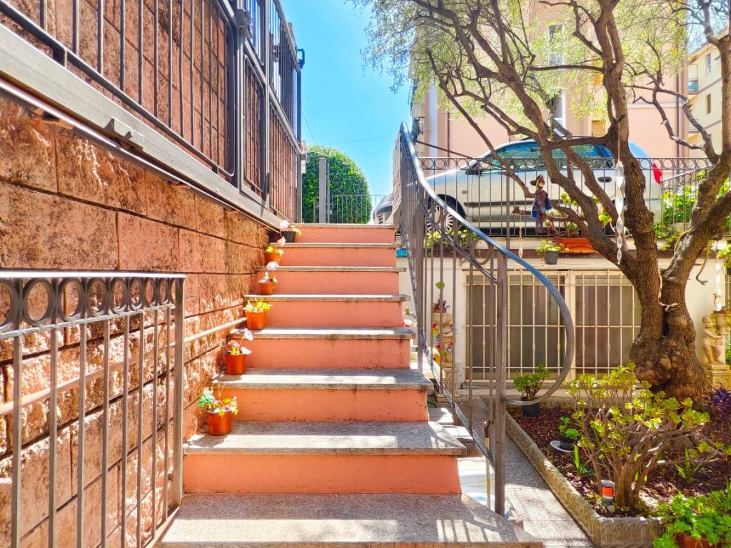 Appartamento a Loano in Via Pisa - Foto 2