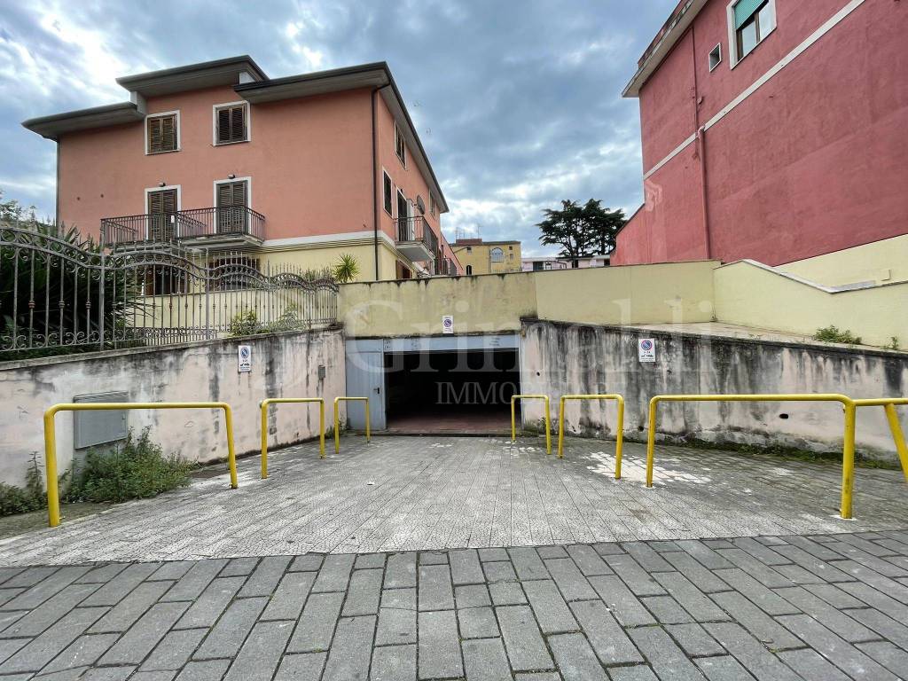 Box / garage a Salerno in Via Giulio Pomponio Leto - Foto 3