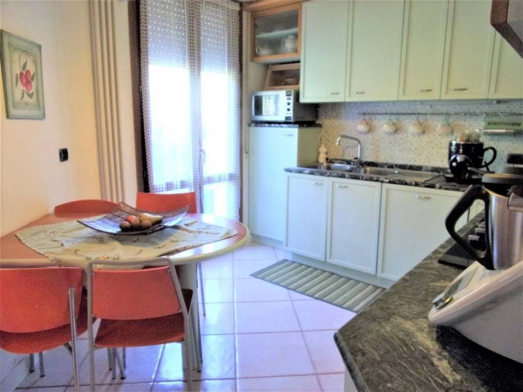 Appartamento a Fermignano in Via Ticino - Foto 4